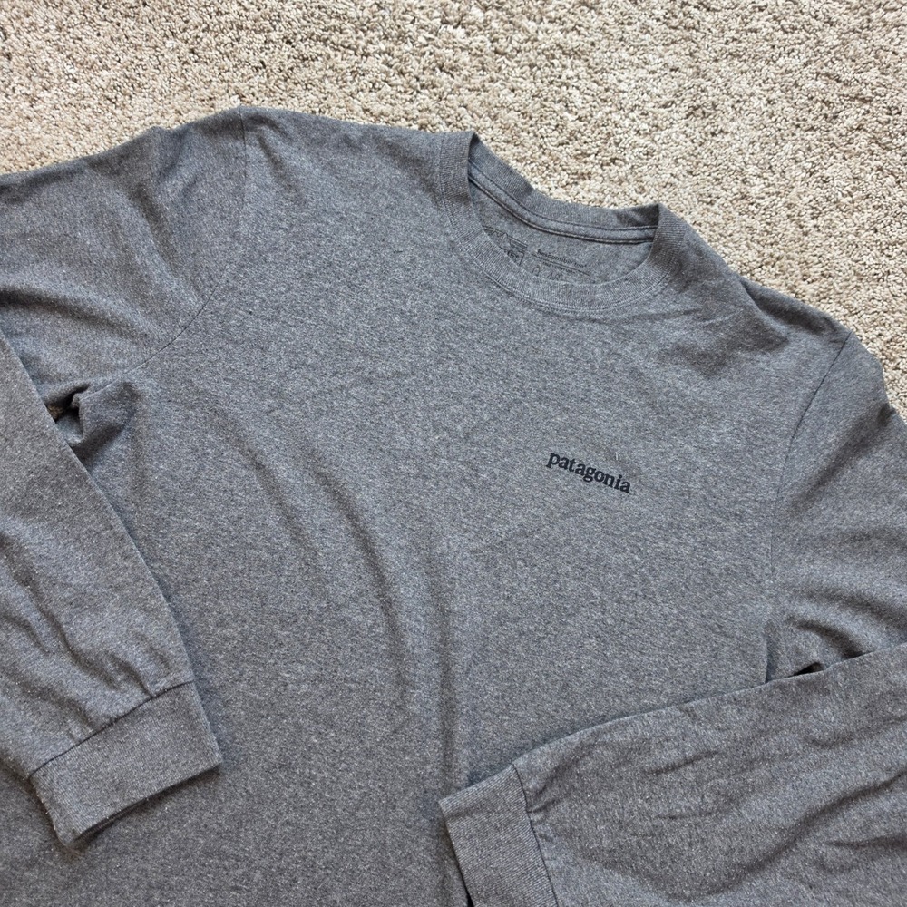 Patagonia Responsibili-Tee Mens Medium Gray Outdoor Long Sleeve Gorpcore Shirt